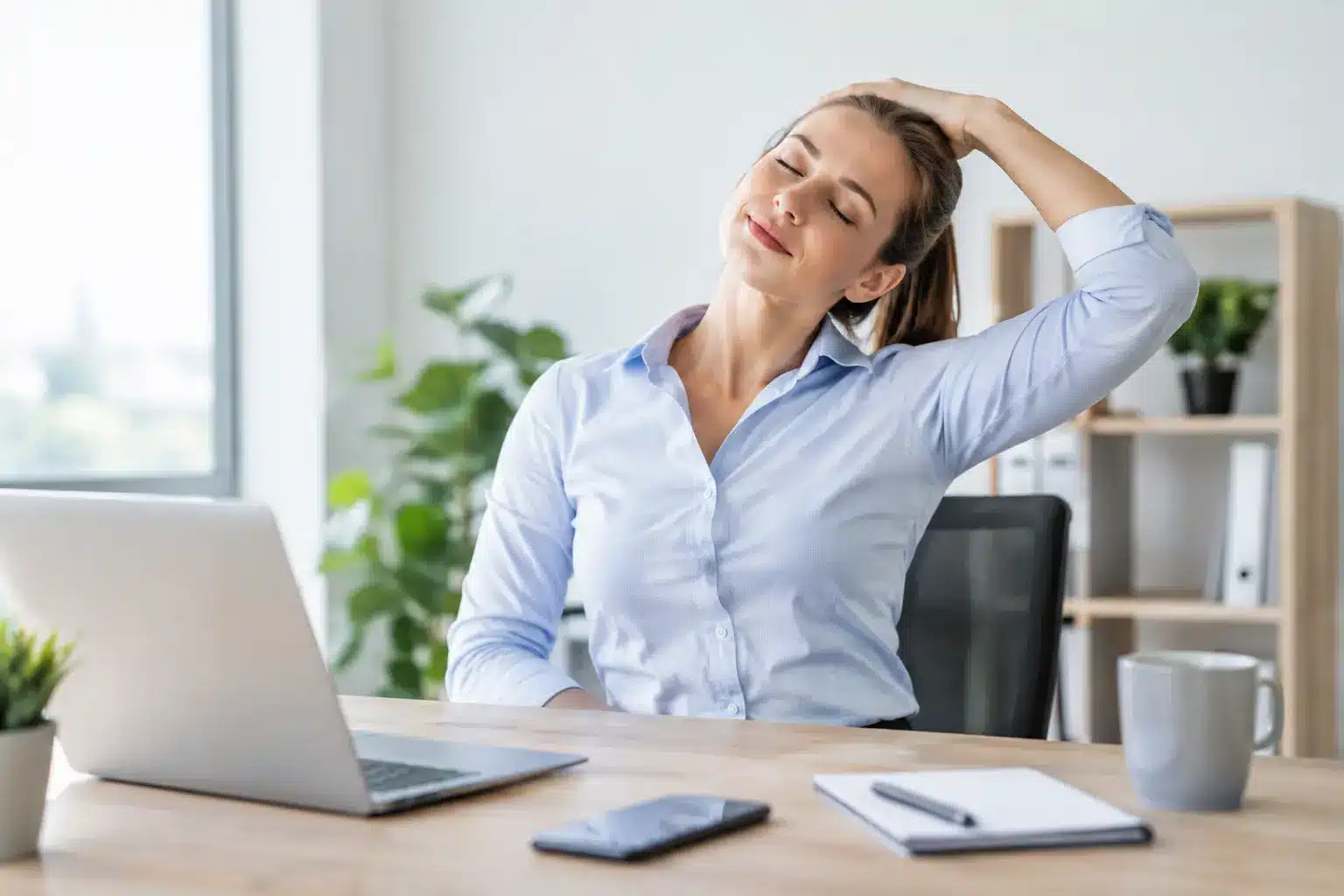 Beste Übungen für Büroverspannungen im Büro